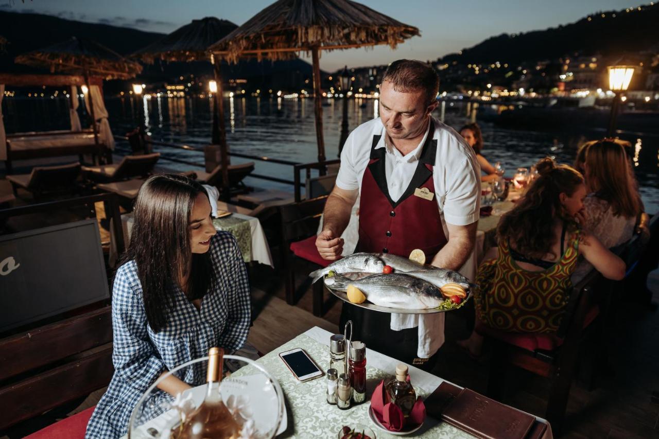 Garni Hotel Kruso Herceg Novi Exterior foto