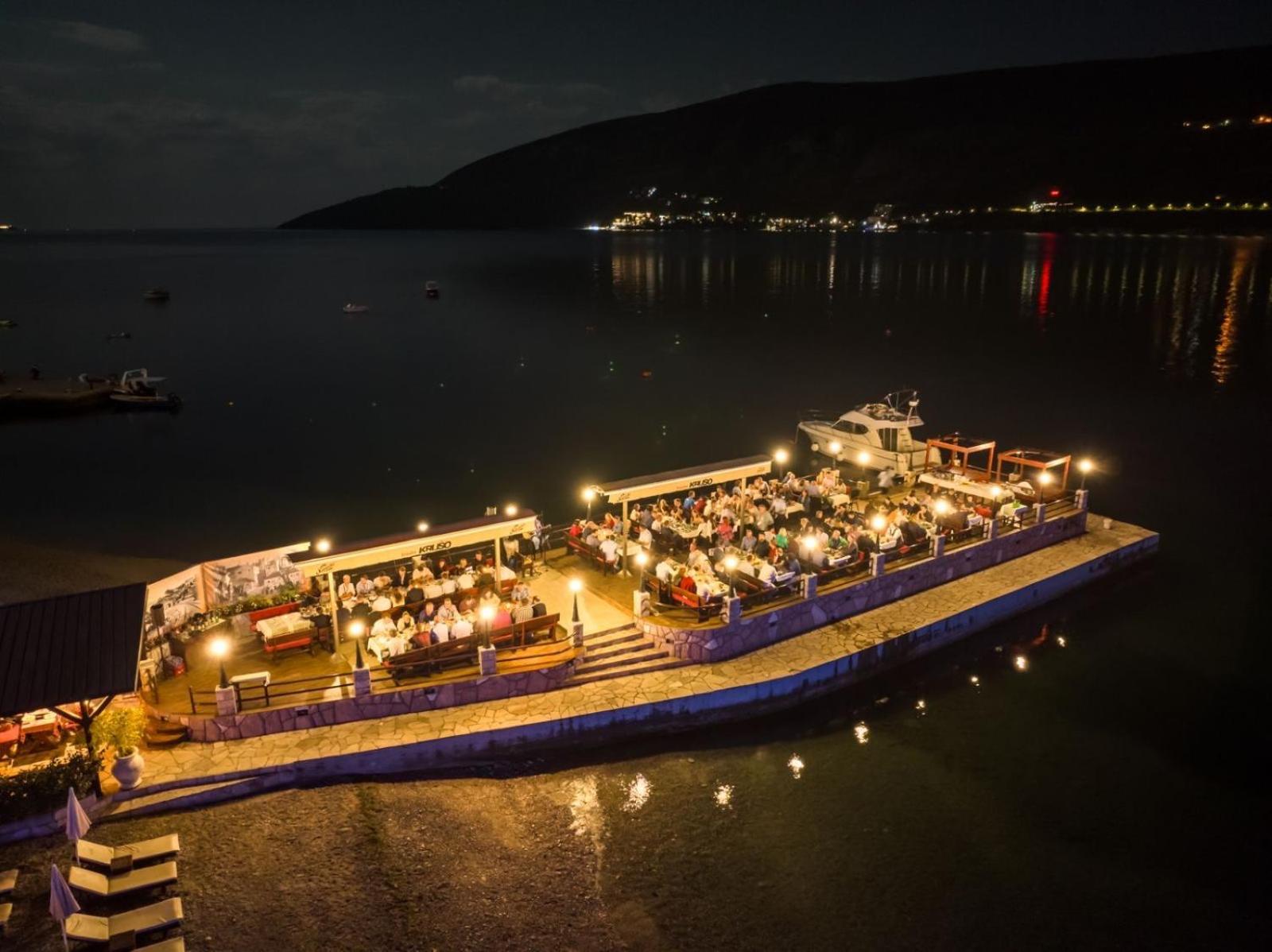 Garni Hotel Kruso Herceg Novi Exterior foto