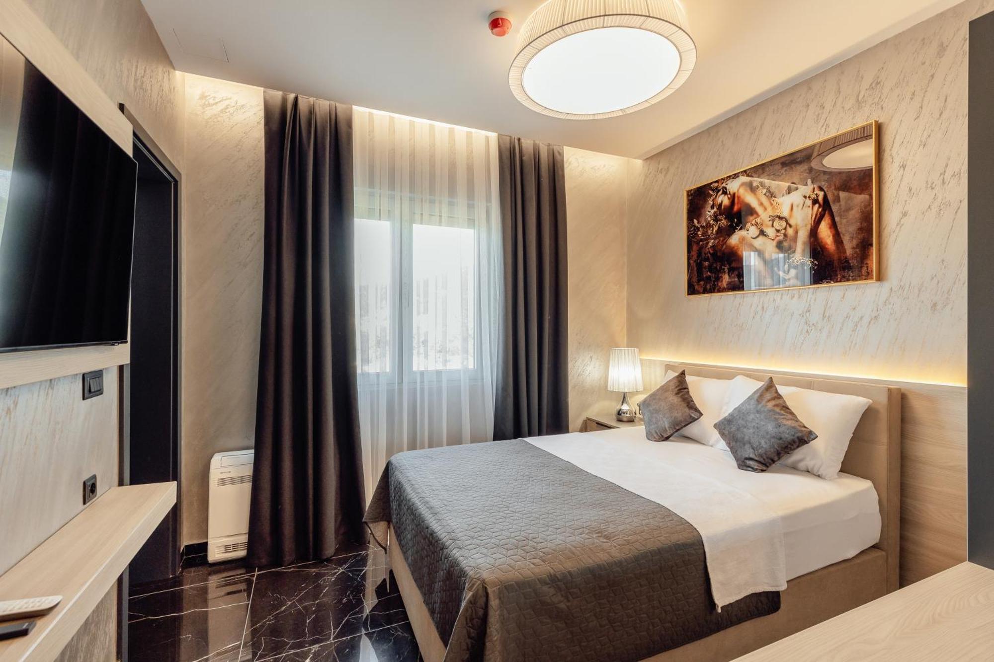 Garni Hotel Kruso Herceg Novi Exterior foto